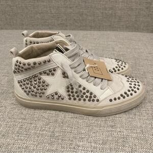 NEW Shu Shop Severine Women’s Sneakers in Silver Brand New in Box Size 6.5